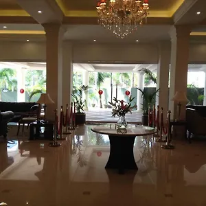 Camelot Hotel Alappuzha